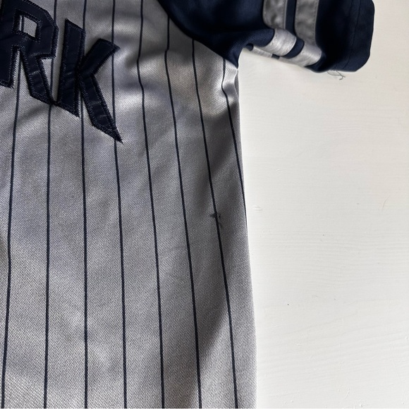 TRUE ROCK New York MLB Jersey, Grey/Blue, Sz L, Short Sleeve, Button Front, EUC - Picture 10 of 10